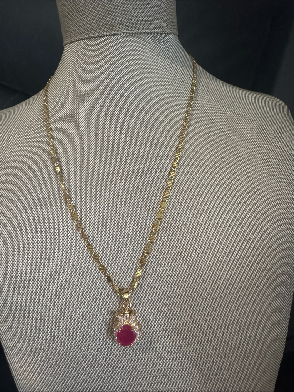 Gold Chain Necklace with Pink Gem Pendant